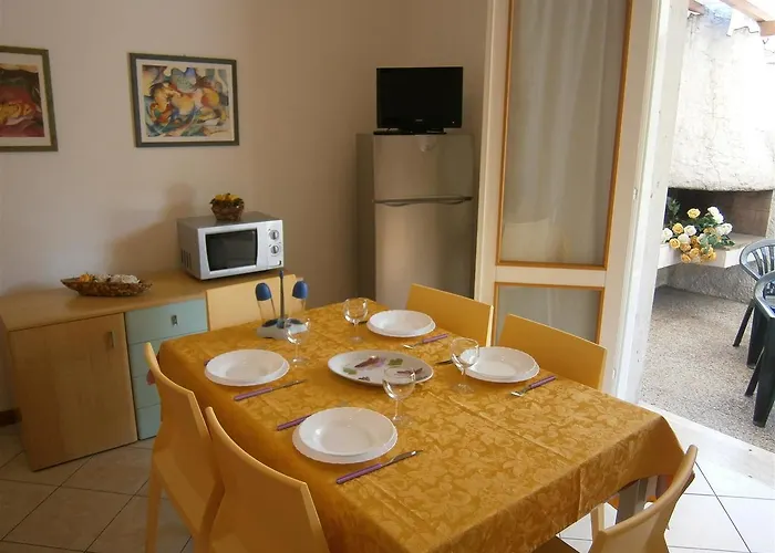 Dina/viel Apartament