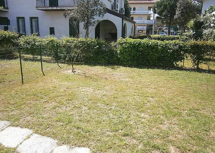 Dina/viel Appartamento Bibione